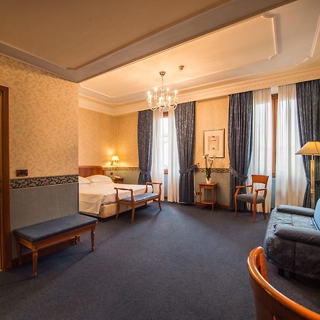 Strozzi Palace Hotel Firenze Esterno foto