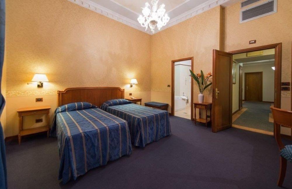 Strozzi Palace Hotel Firenze Esterno foto