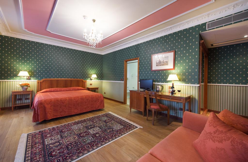 Strozzi Palace Hotel Firenze Esterno foto